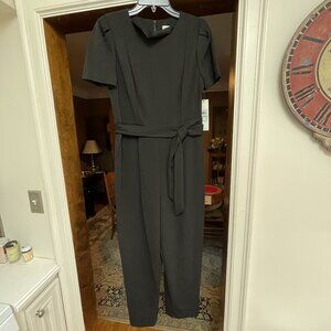 Calvin Klein Womens Size 8 Black Pantsuit With Zipper And Waist Belt NWT